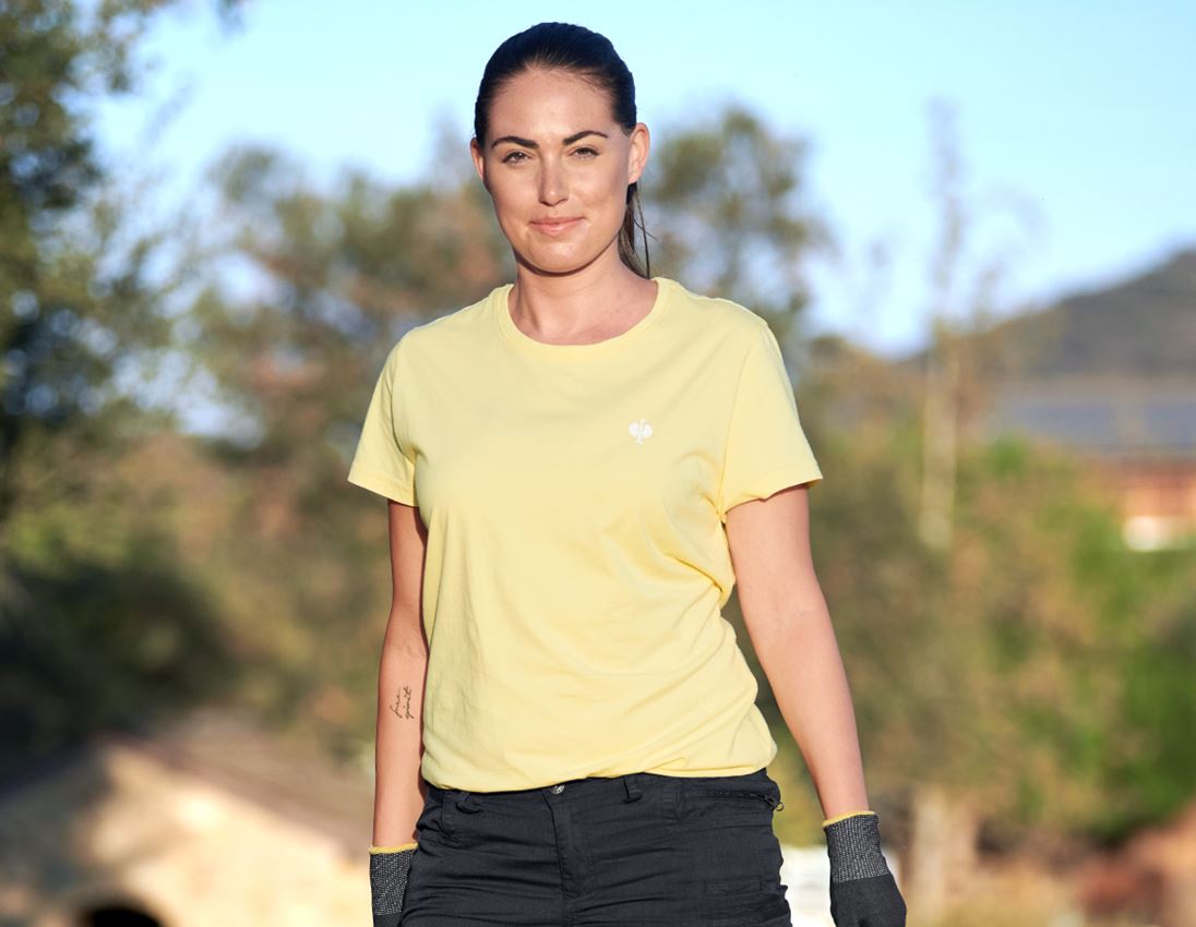 Shirts & Co.: T-Shirt e.s.motion ten pure, Damen + hellgelb vintage