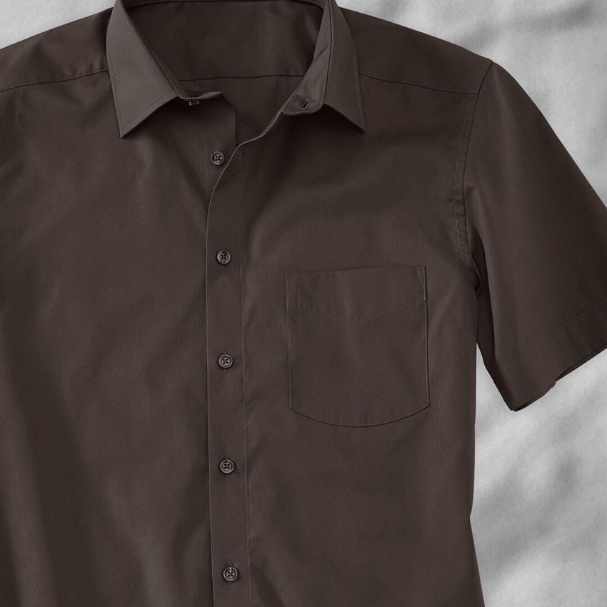 Hauts: e.s. Chemise de service à manches courtes + marron 2