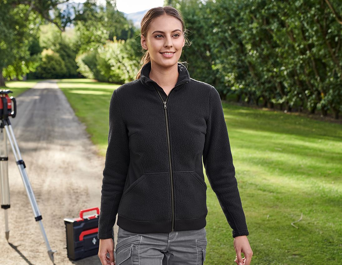 Jacken: Faserpelz Jacke e.s.vintage, Damen + schwarz