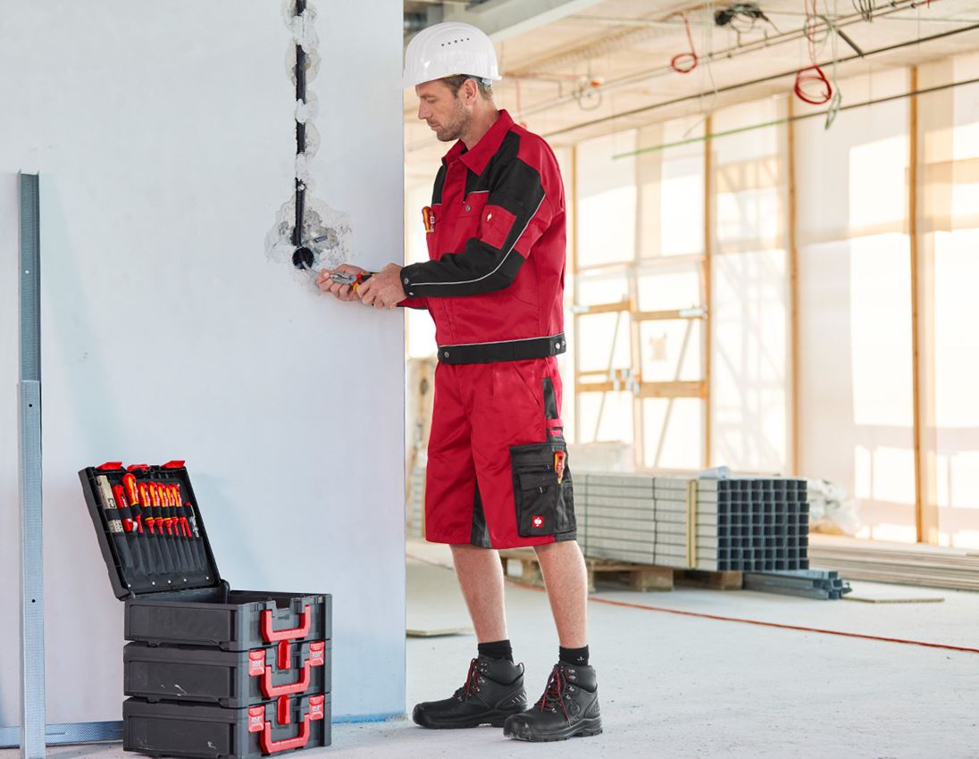 Thèmes: Short e.s.image + rouge/noir 2