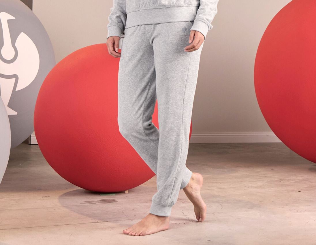 Accessoires: e.s. Pantalon en sweat Terry, femmes + gris mélange 1