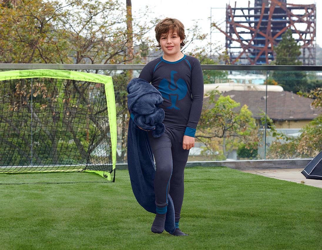 Accessoires: e.s. Fleecedecke + dunkelblau 2