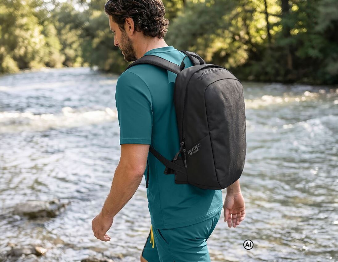 Généré / modifié par IA  - Accessoires: e.s. Sac à dos Daypack + noir