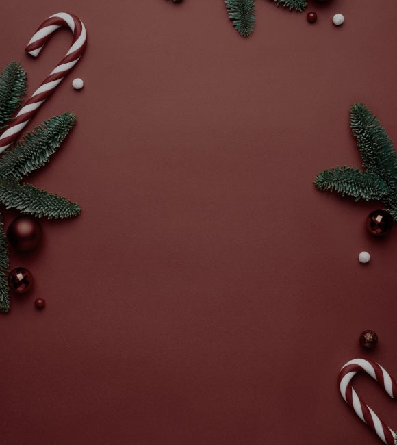Roter Hintergrund mit Geschenken