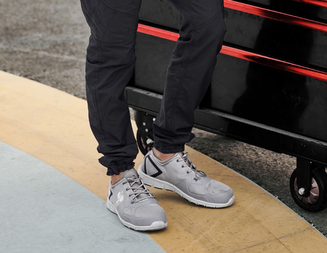 S1: S1 Bezpečnostní polobotky e.s. Manda + perlově šedá/bílá 1