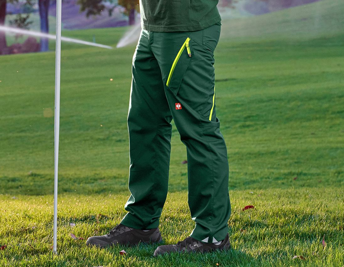 Témata: Kalhoty s více kapsami e.s.ambition + zelená/výstražná žlutá