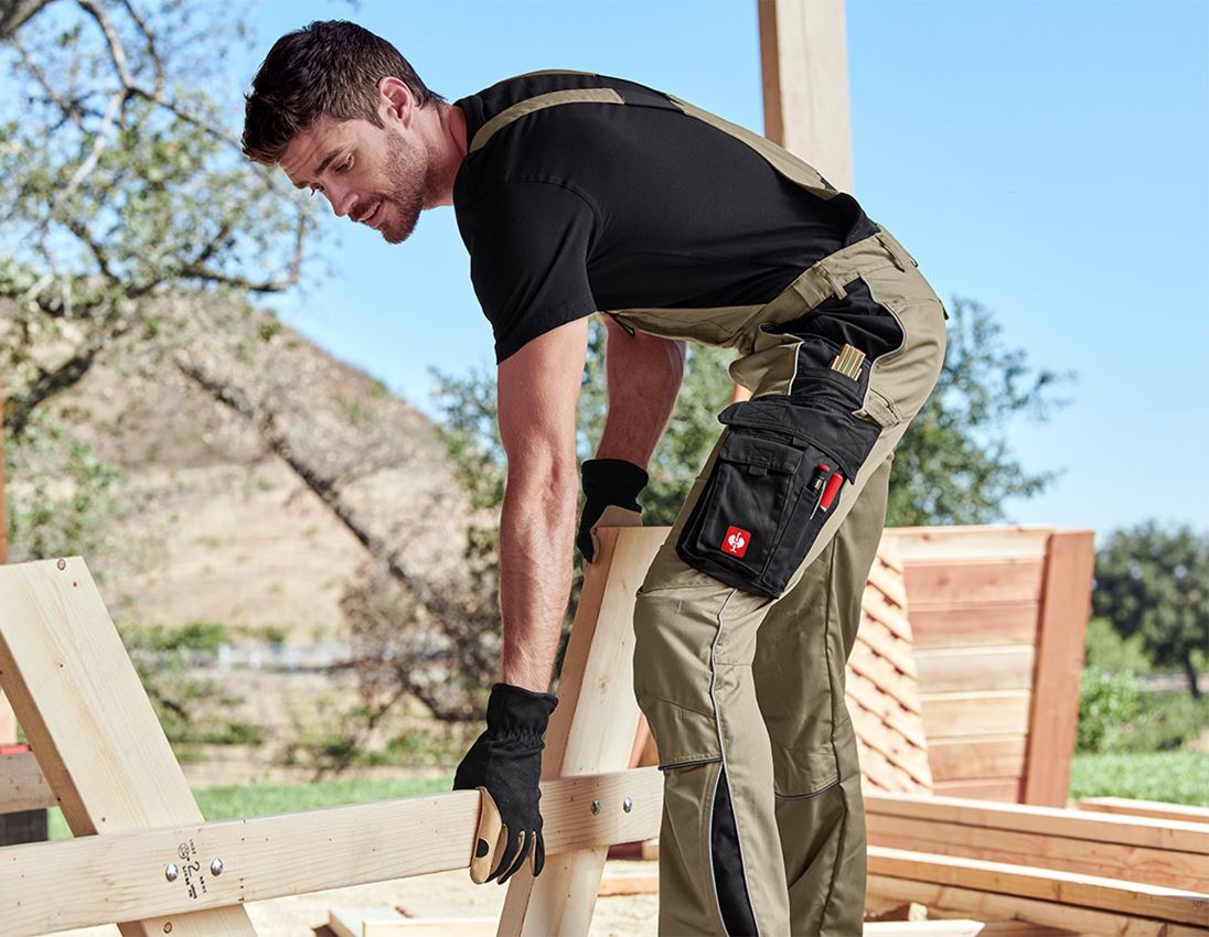 Pracovní kalhoty: Kalhoty s laclem e.s.active + khaki/černá 5