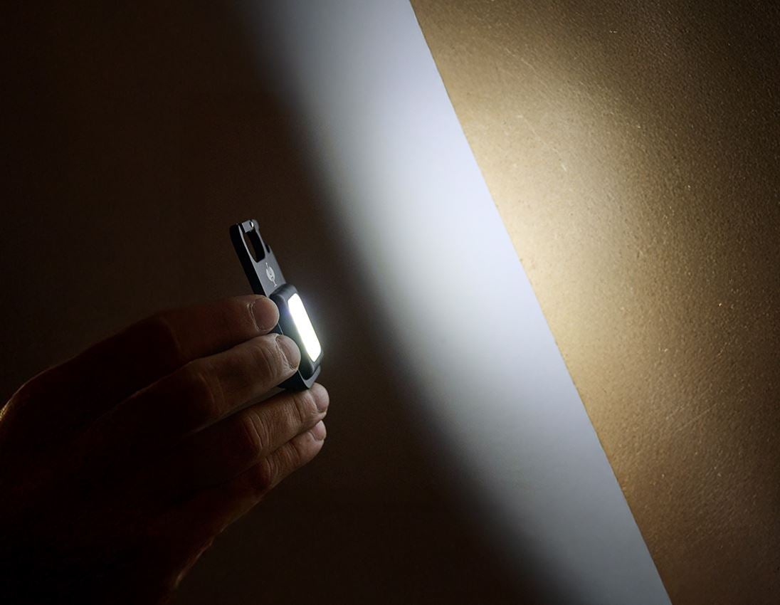 Světla | svítilny: LED multifunkční svítilna s klipem 5