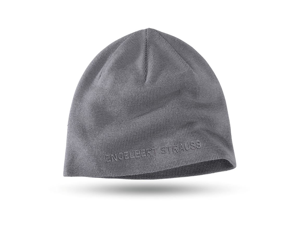 Thèmes: Bonnet tricoté fin e.s.dynashield + ciment