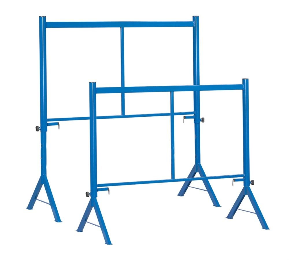 Scaffolds: Scaffolding trestles, set of 2