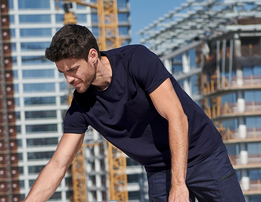 Hauts: e.s. T-shirt cotton stretch Pocket + bleu foncé 1