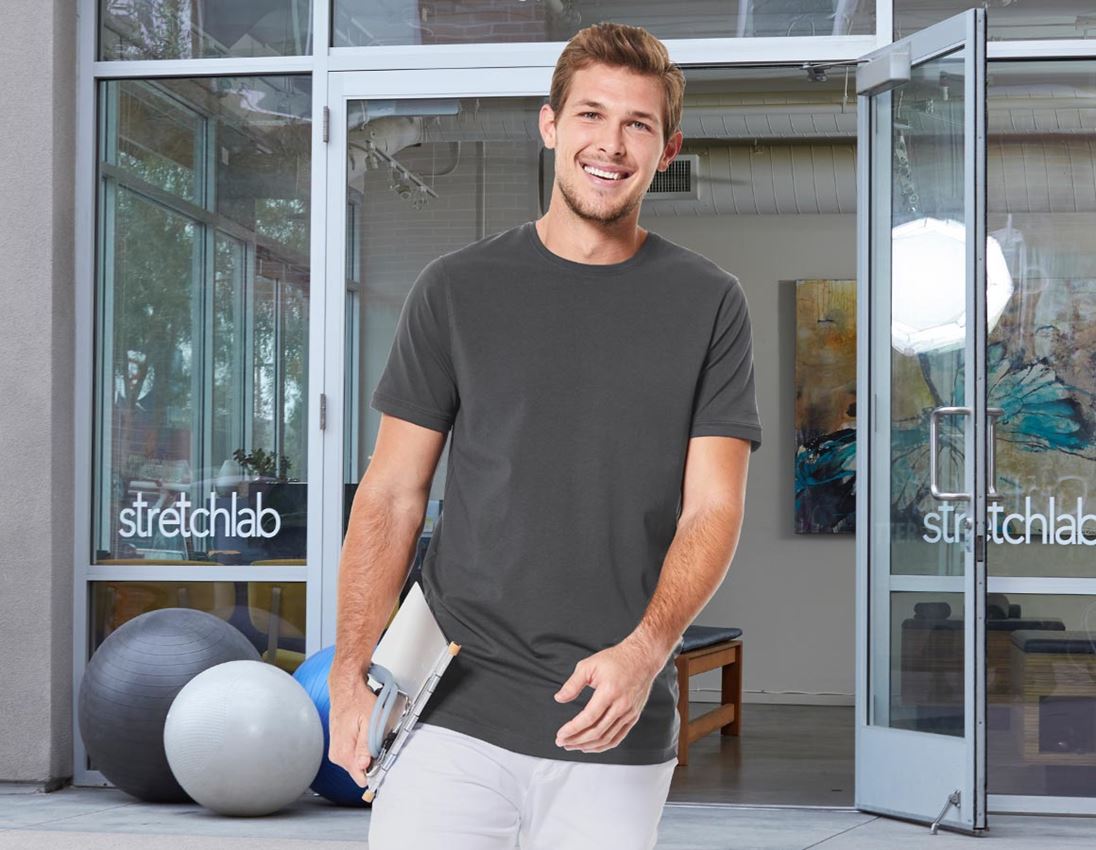Topics: e.s. T-shirt cotton stretch, long fit + anthracite