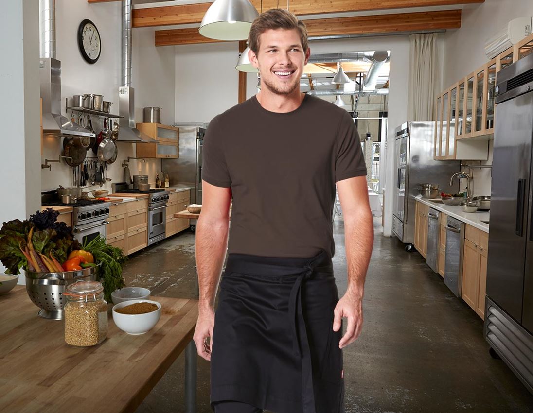Topics: e.s. T-shirt cotton stretch, long fit + chestnut