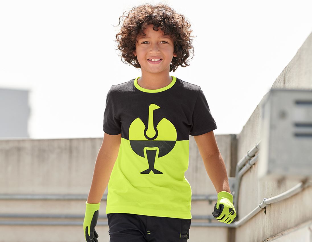 Thèmes: e.s. Pique-Shirt colourblock, enfants + noir/jaune fluo