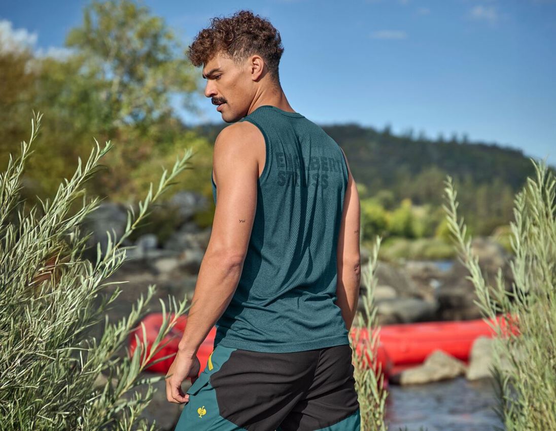 Clothing: Athletics-shirt seamless e.s.trail + emeraldgreen melange 1