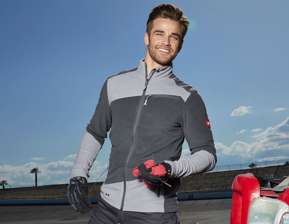 Thèmes: Veste en laine polaire e.s.motion 2020 + anthracite/platine