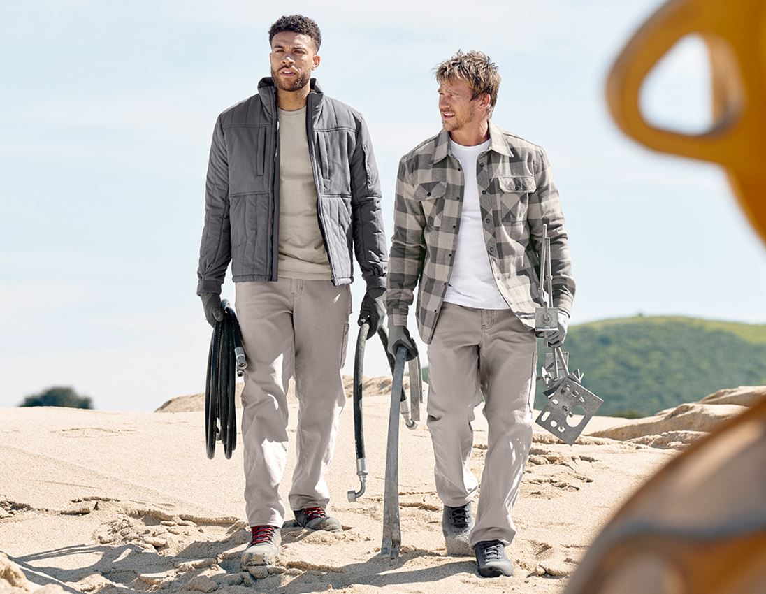 Themen: Allseason Jacke e.s.iconic + carbongrau 3