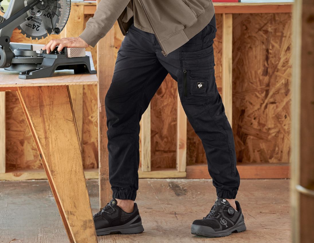 Themen: Cargohose e.s.motion ten Sommer + schwarz