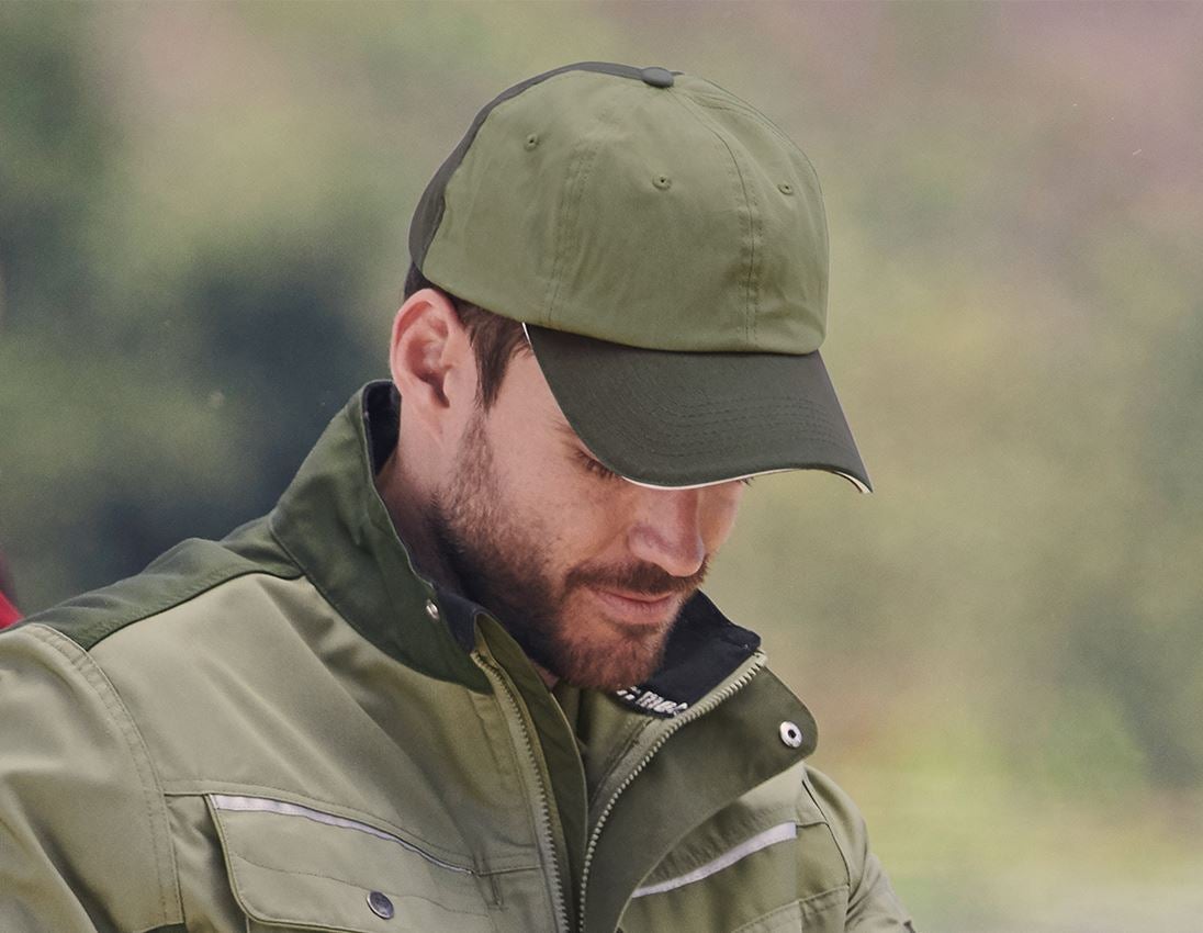 Accessoires: e.s. Cap color + schilf/moos 1
