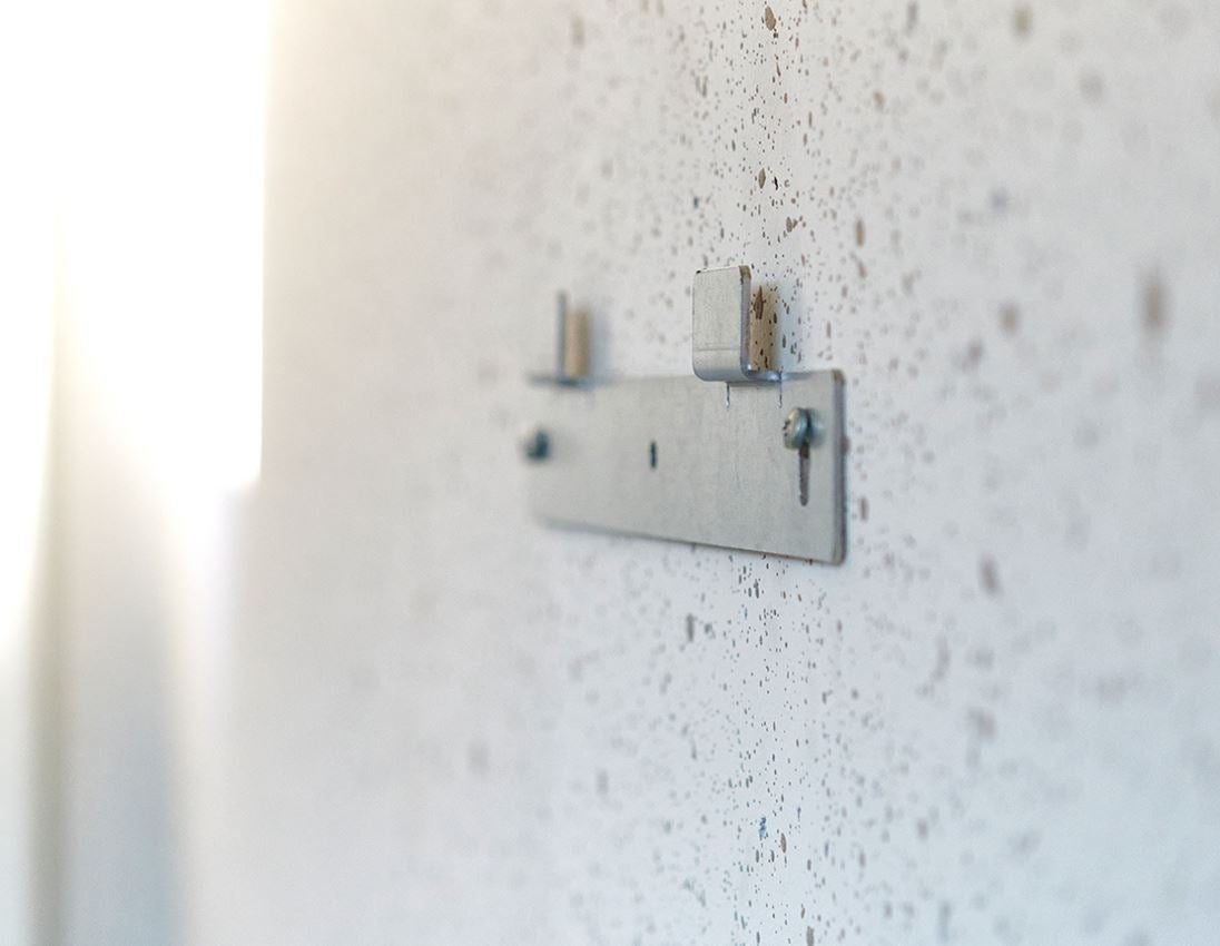 Personal Protection: STRAUSSbox company first aid kit DIN 13157+holder 1