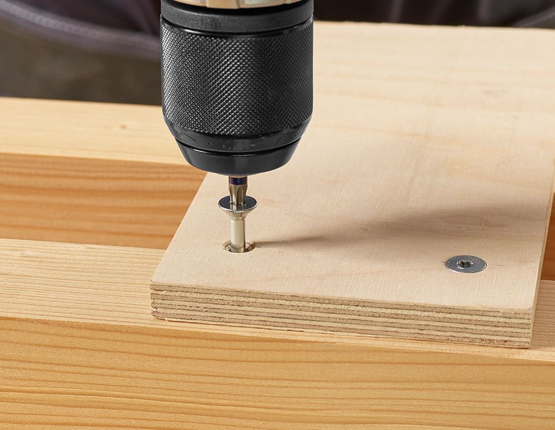 Electrical tools: 18.0 V cordless multi-drill screwdriver M 4