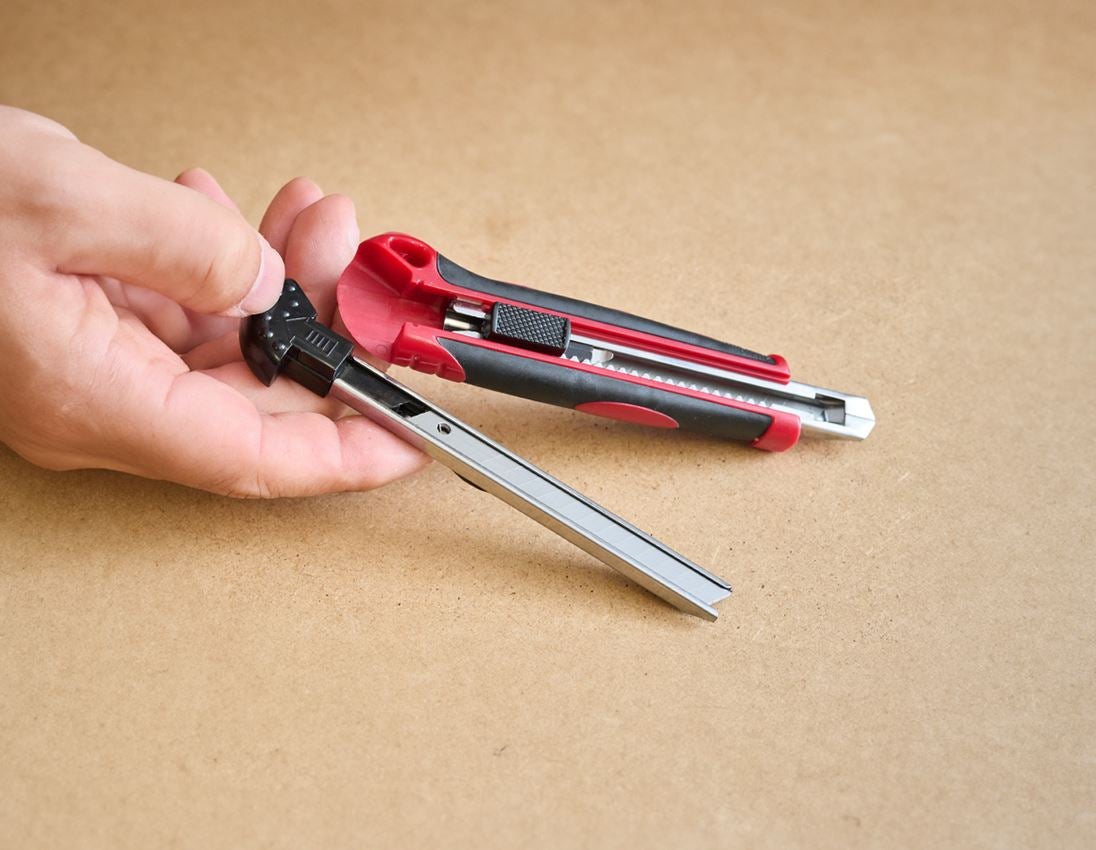 Couteaux: Lame de cutter Pro, 9 mm