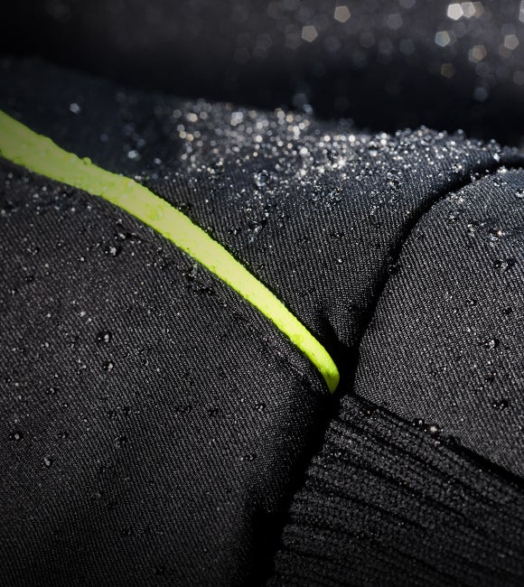 Winter softshell jacket e.s.motion 2020 made of softshell with Dryplexx® features.