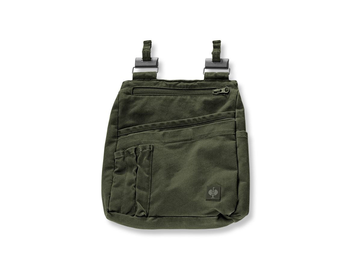 Topics: Tool bag e.s.motion ten + disguisegreen