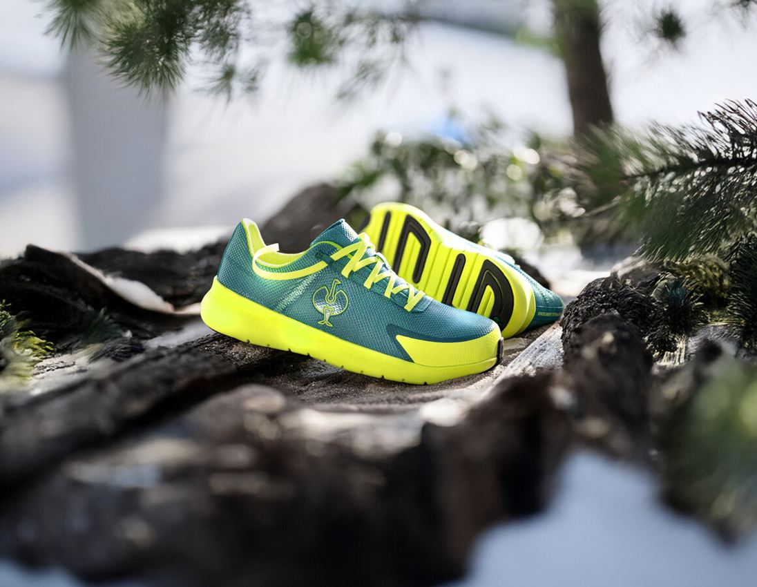 SB: SB Safety shoes e.s. Taupo low + emeraldgreen/high-vis yellow