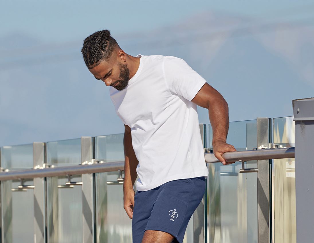 Snedker: e.s. T-Shirt cotton + hvid 1