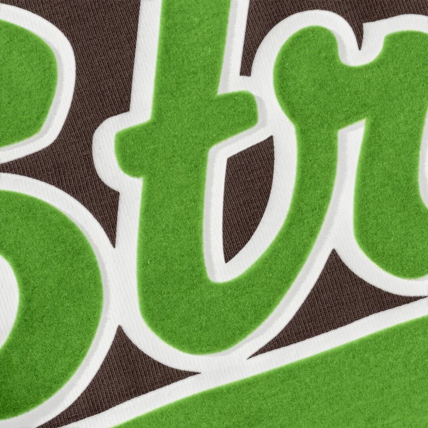 Beklædning: T-Shirt e.s.e:pic + kastanje/havgrøn 2