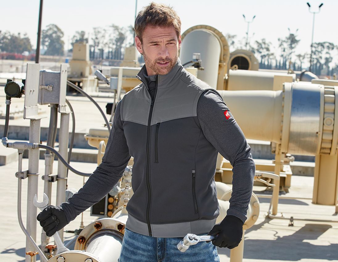 Topics: Bodywarmer thermaflor e.s.dynashield + graphite/cement