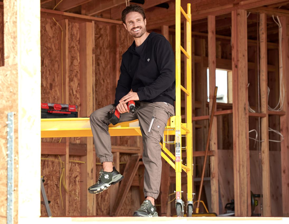 Emner: Cargobukser e.s.motion ten sommer + pekanbrun 1