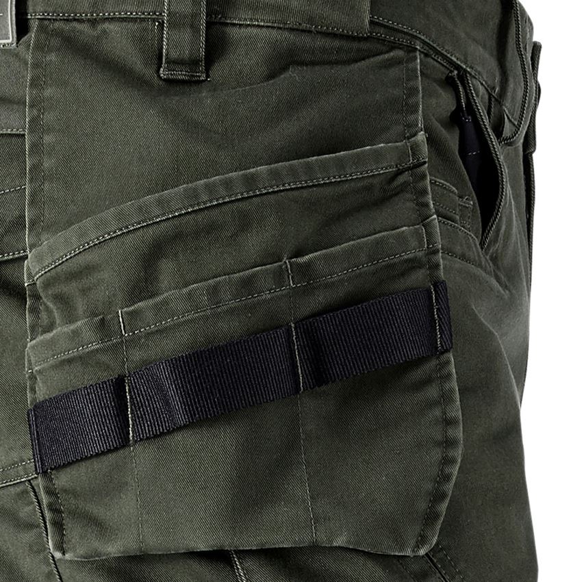 Topics: Trousers e.s.motion ten tool-pouch + disguisegreen 2