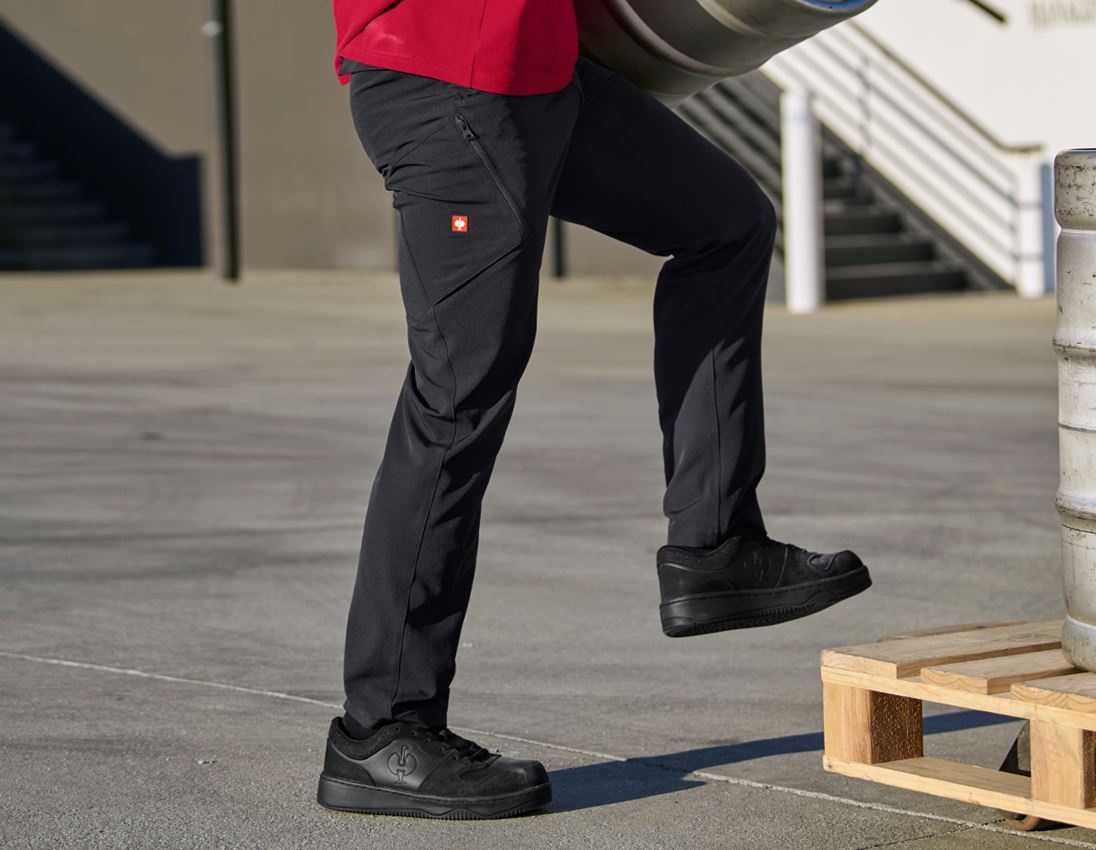 Work Trousers: e.s. Service cargo trousers + black 1