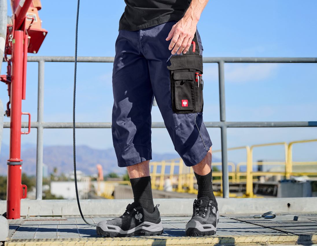Topics: 3/4 length trousers e.s.active + navy/black