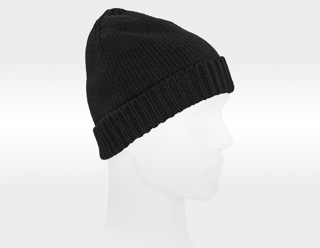 Topics: Knitted hat e.s.roughtough + black 2