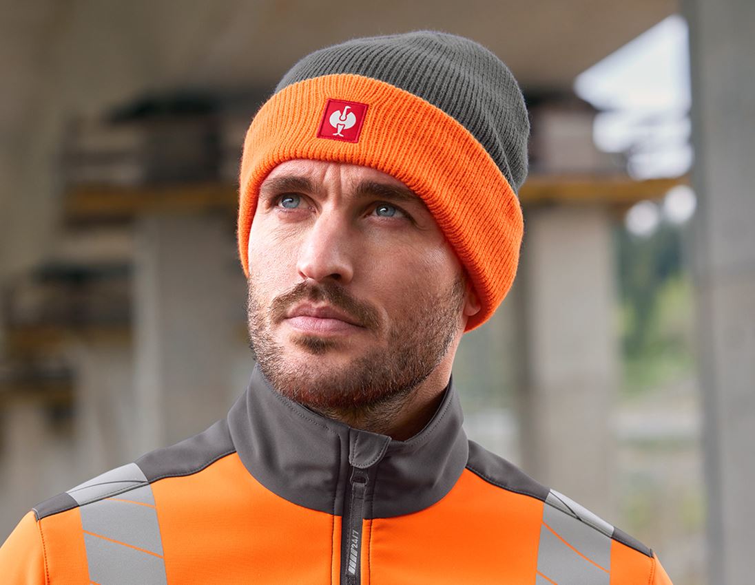 Accessories: Knitted hat e.s.motion 24/7 + anthracite/high-vis orange