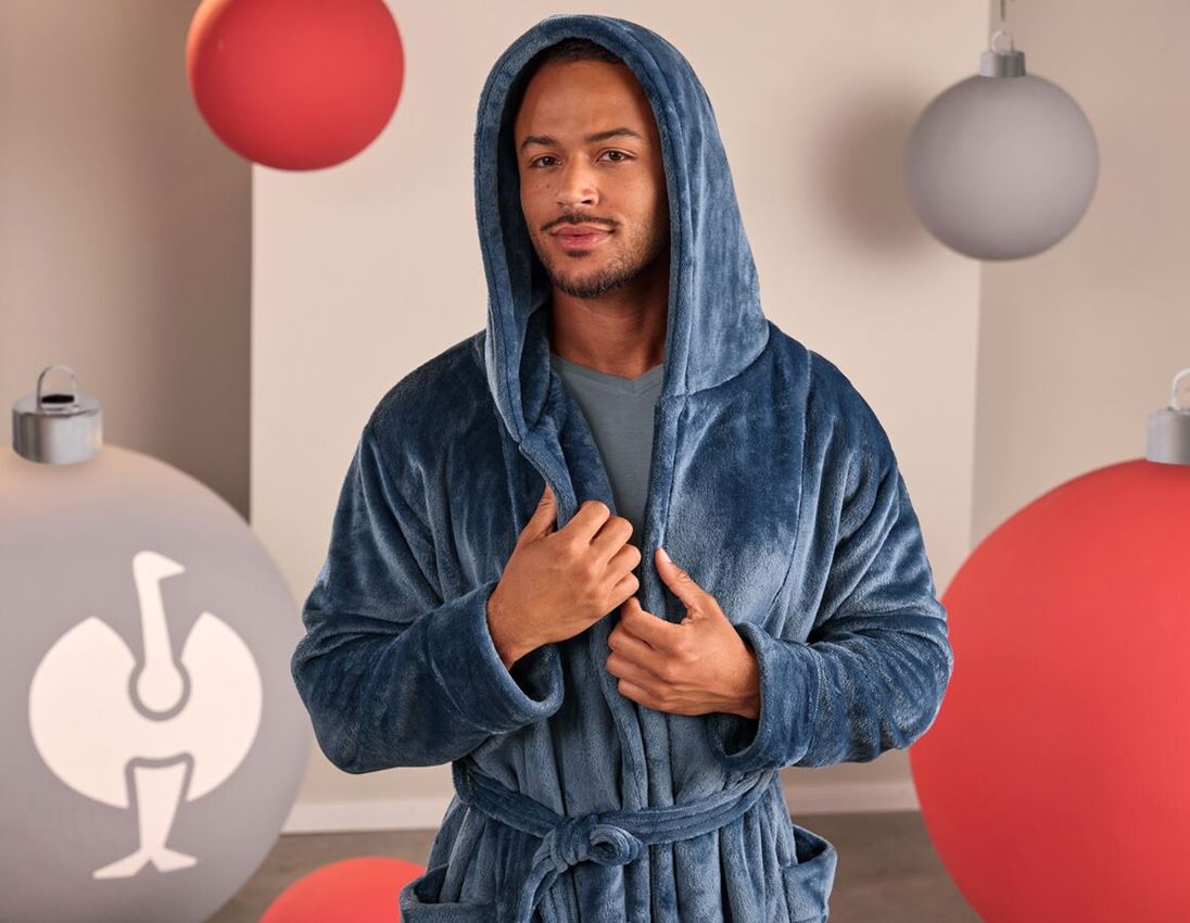 Accessories: e.s. Bathrobe + nordicblue 3