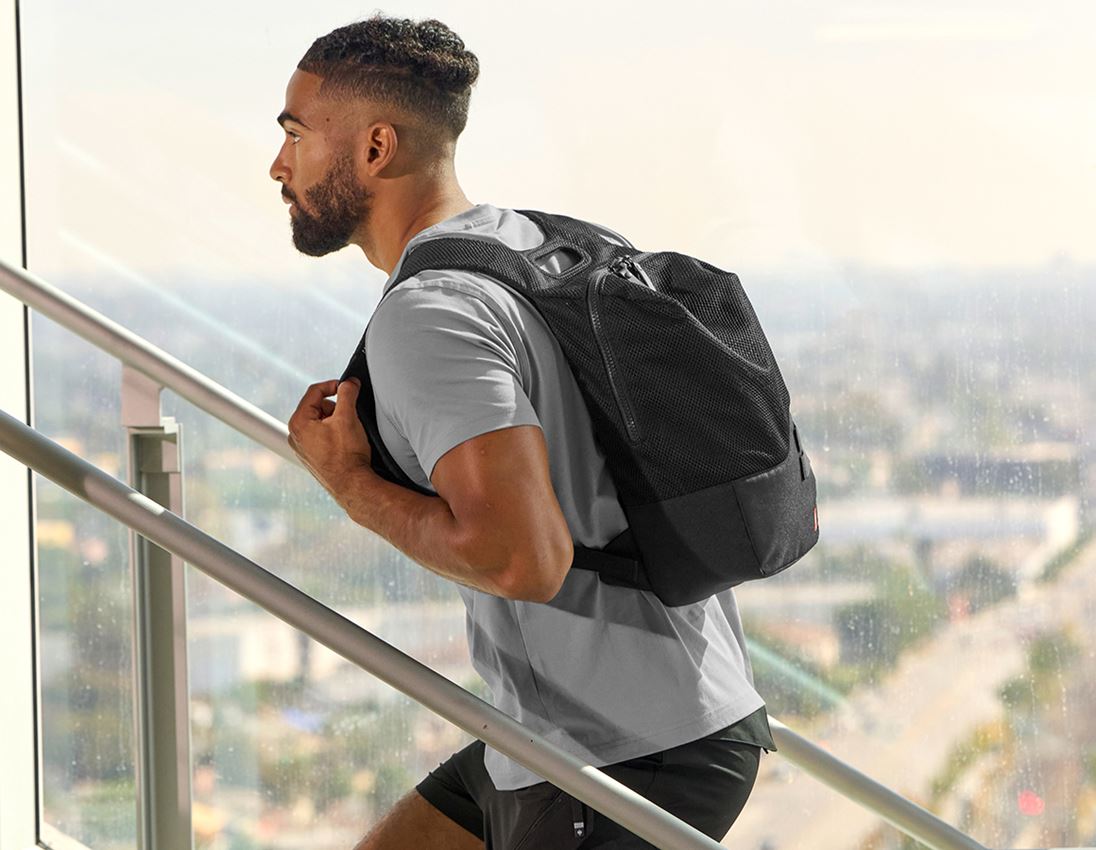 Accessories: Rygsæk e.s.ambition + sort 5
