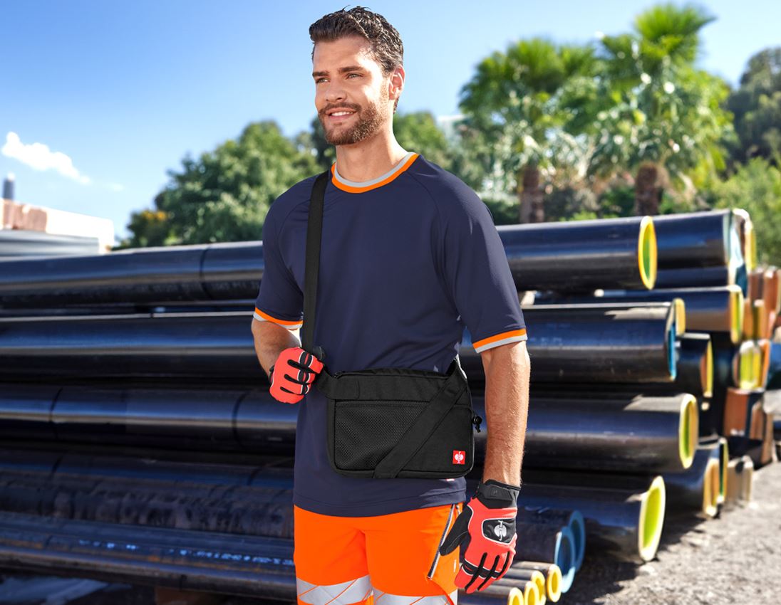Accessories: Skuldertaske e.s.ambition + sort