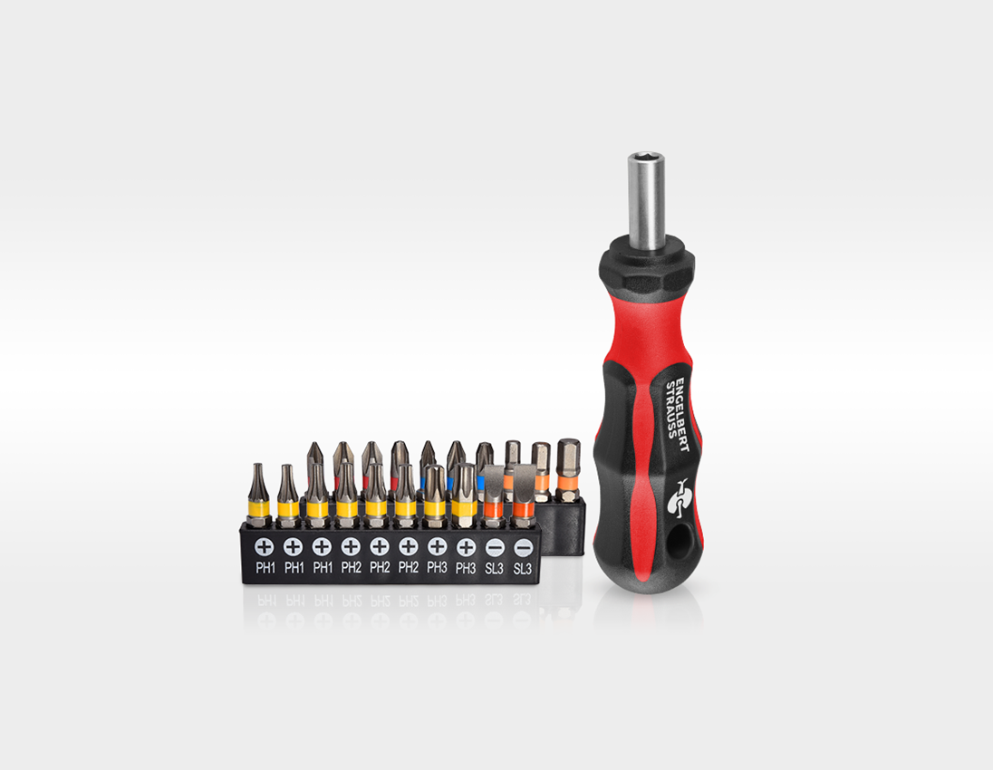 Tools: STRAUSSbox tool set 145 Montage 4