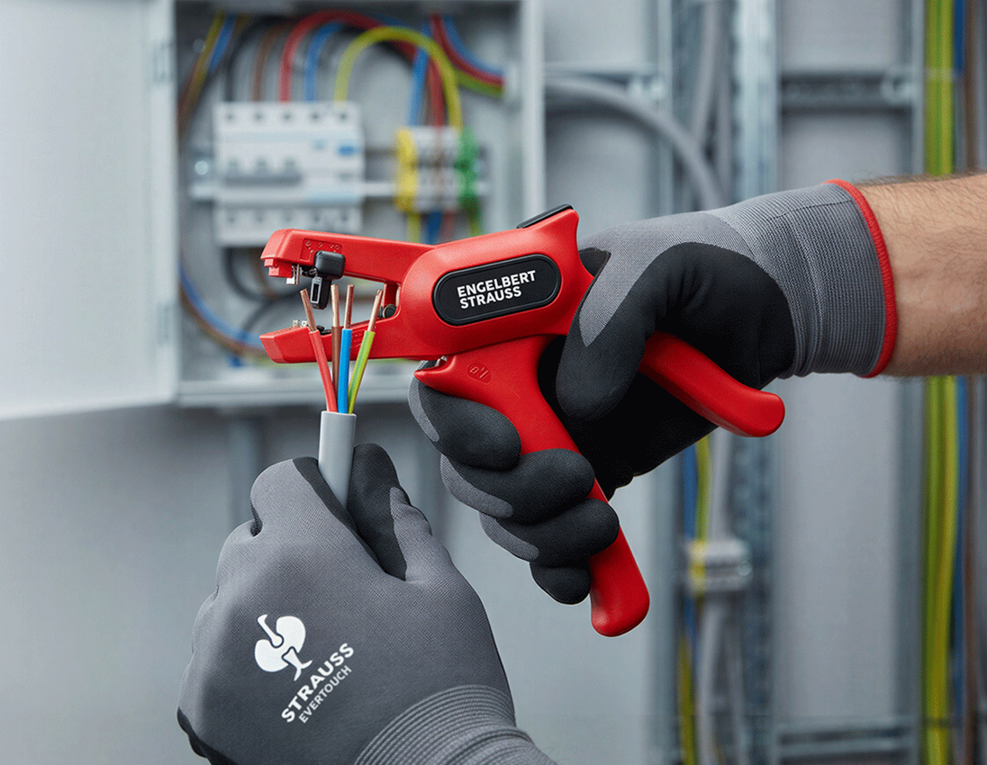 Tongs: e.s. Self-setting stripping pliers