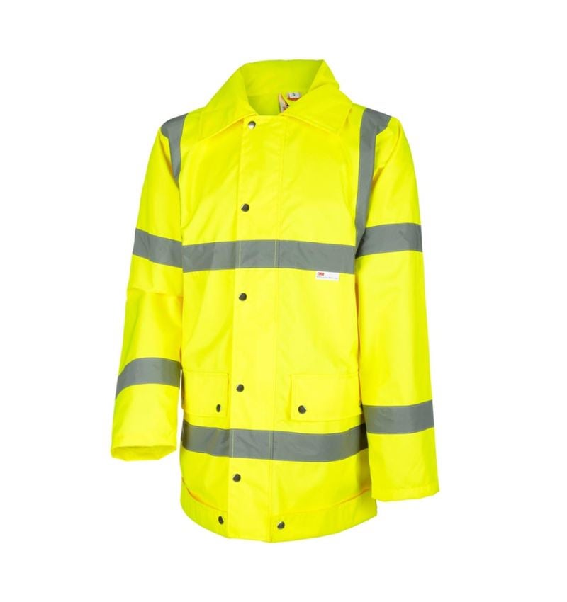 Topics: STONEKIT High-vis rain jacket + high-vis yellow