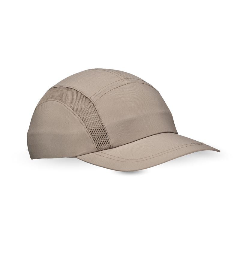 Topics: e.s. Functional cap light + clay
