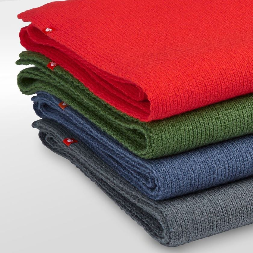 Accessories: e.s. Knitted scarf + nordicblue 2