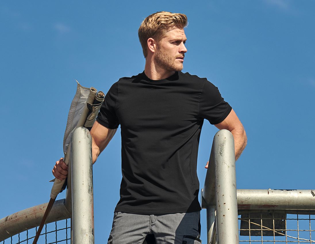 Shirts & Co.: e.s. T-Shirt cotton stretch + schwarz