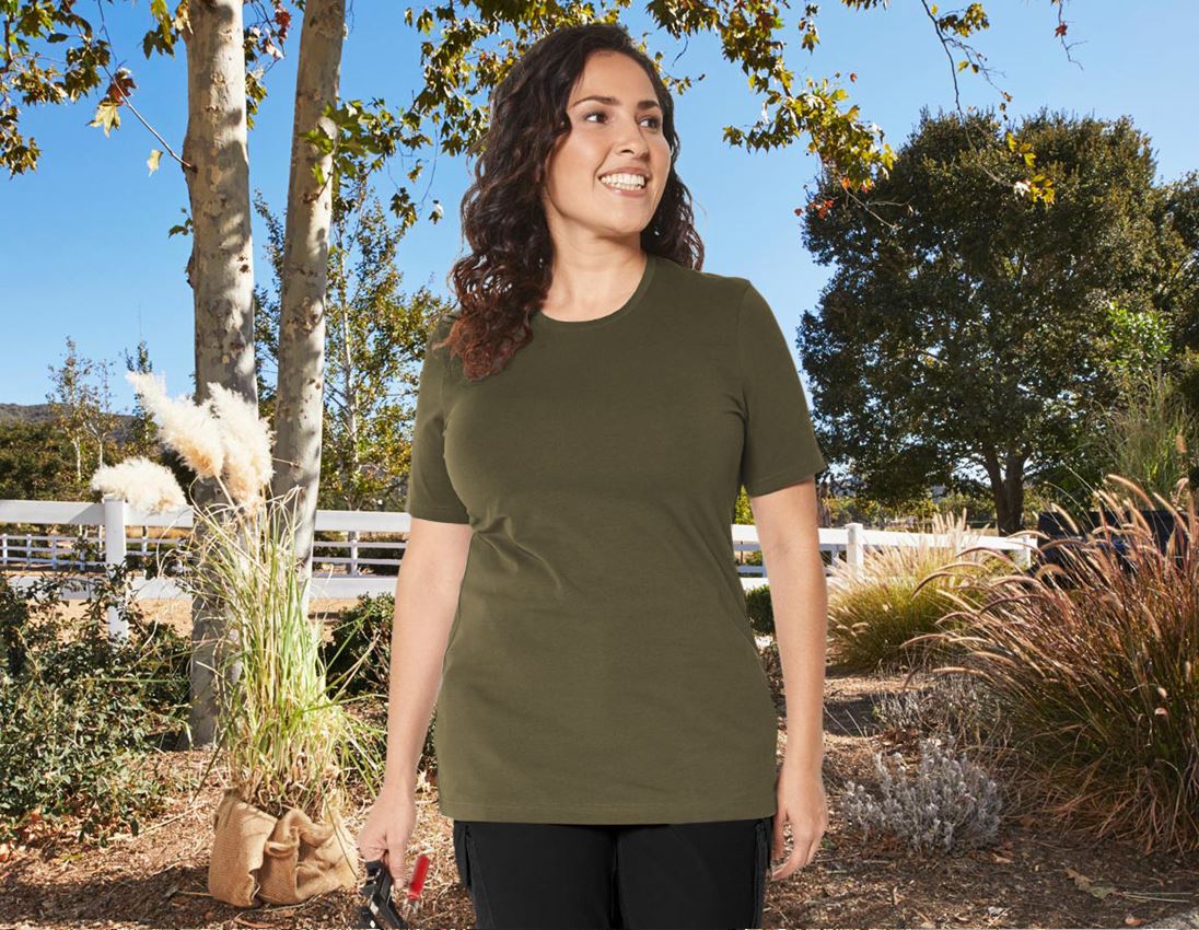 Topics: e.s. T-shirt cotton stretch, ladies', plus fit + mudgreen