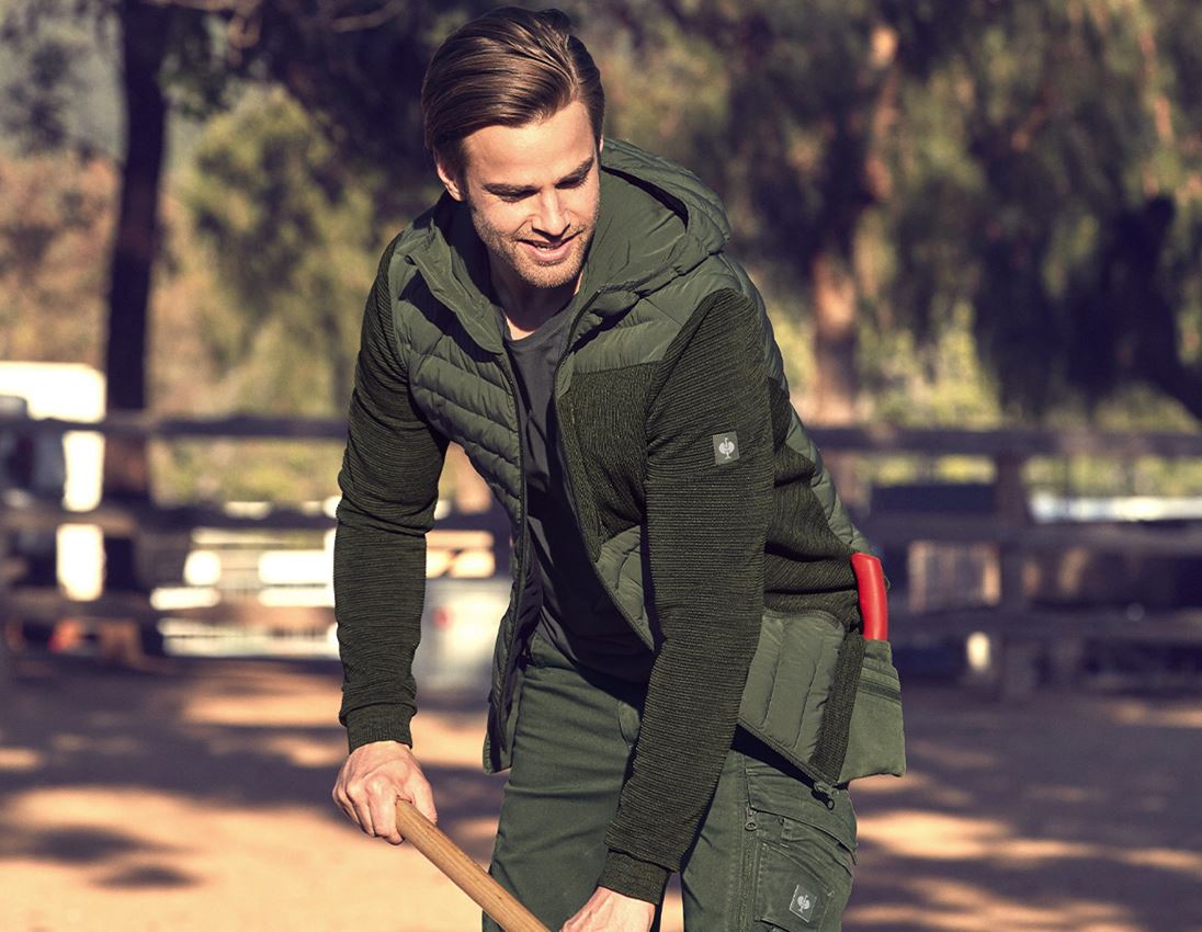 Gardening: Hybrid hooded knitted jacket e.s.motion ten + disguisegreen melange