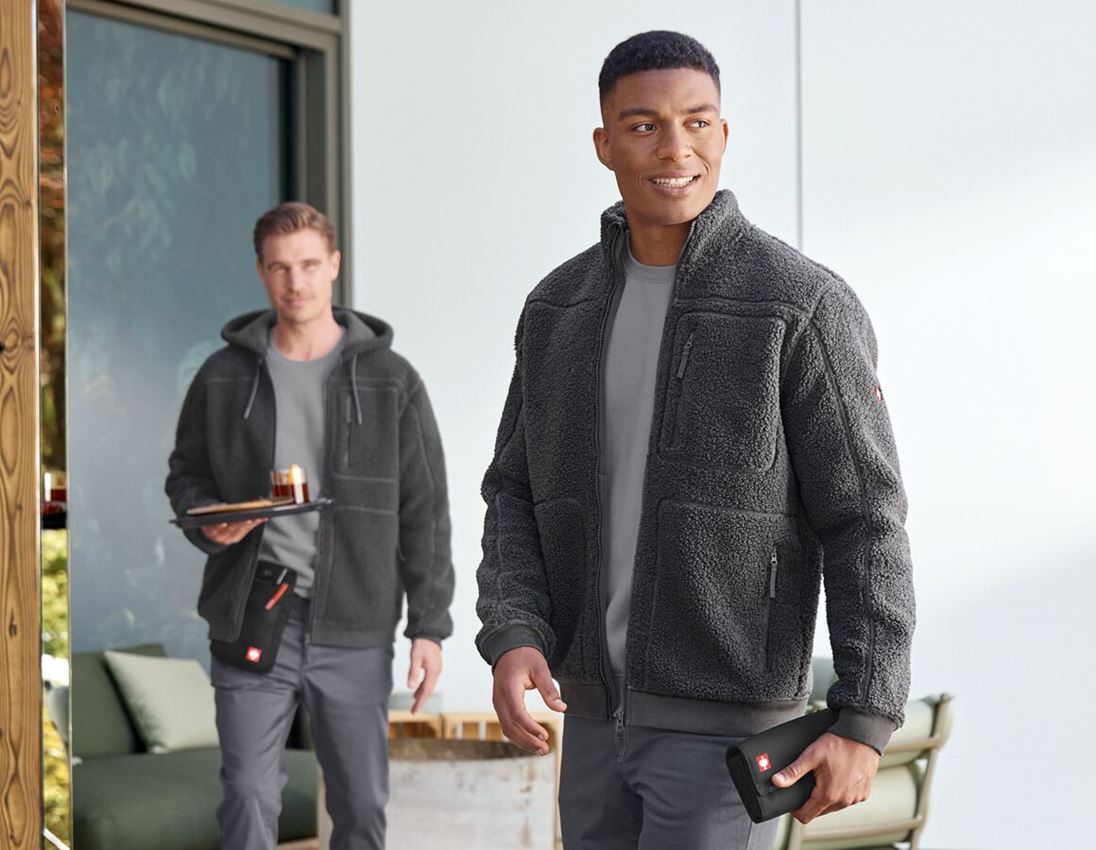 Work Jackets: Faux fur jacket e.s.e:pic + carbongrey 4